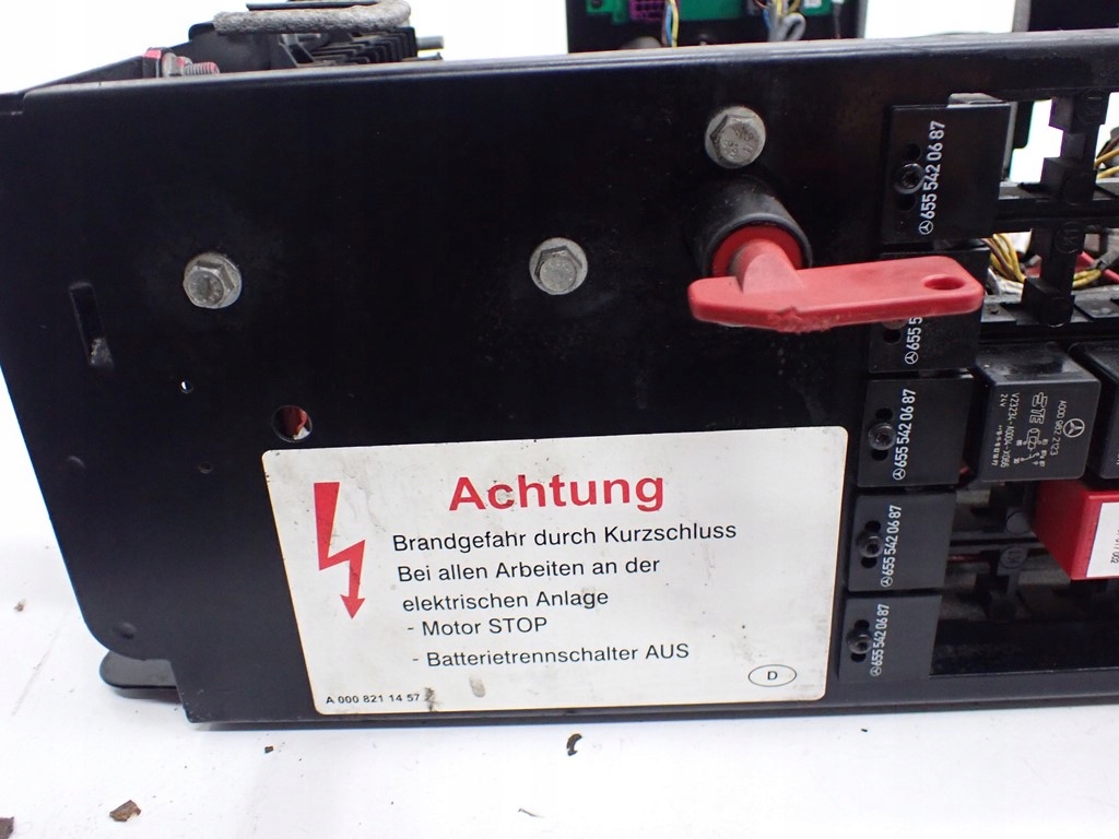 фото №9, Корпус коробка запобіжників mercedes benz intouro atego a0008211457