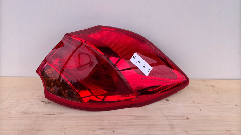 фото №1, Kia ceed 2 ii hb 12-17 rok правая лампа задняя задняя bdb 92402-a20 e425