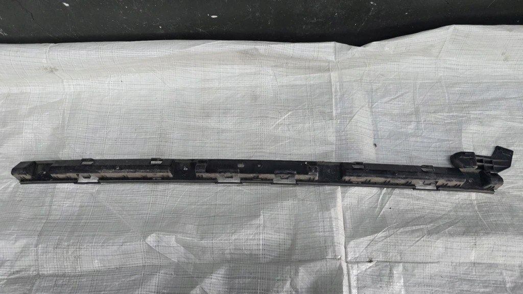 фото №1, Направляющая кронштейн бампера задняя opel crossland x 39097399