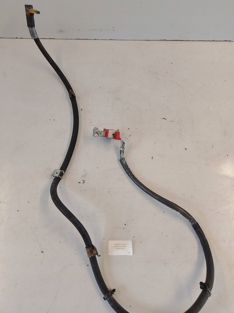 фото №1, Mercedes w176 клемма плюсовая a2465407632