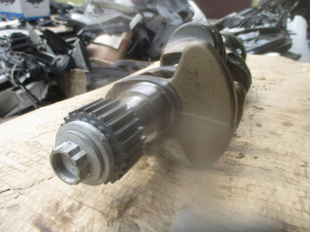 Wał коленчатый 04cam vw audi skoda seat dkrf 1.0tsi Киев