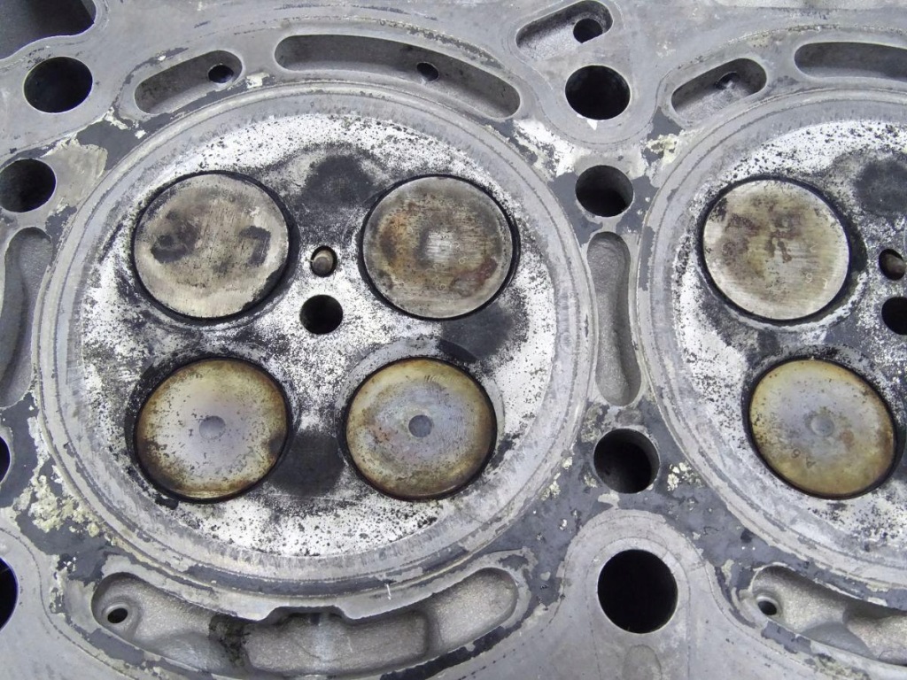 Mercedes e-klasa w211 05-08 3.0 cdi om642 головка правый  a6420107420 #3 Недорого