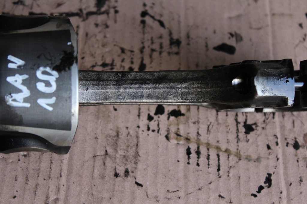 фото №8, Rav 4 ii avensis verso previa 2.0 d4d 1cd поршень шатун