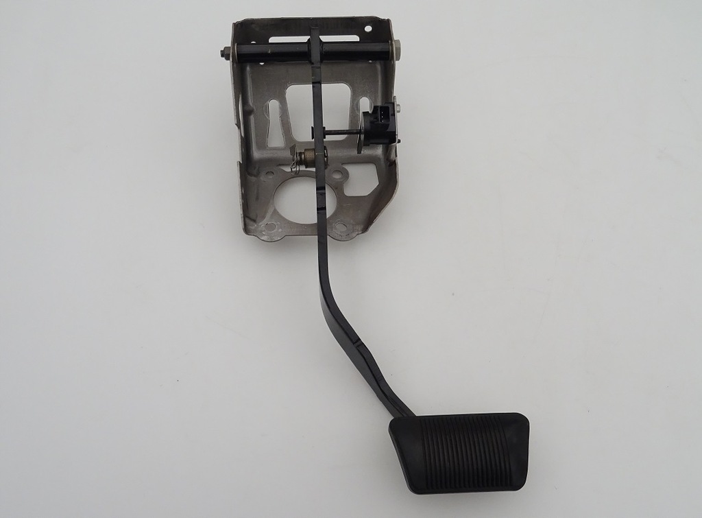 фото №1, 2015 challenger педаль гальма автоматична коробка передач каркас