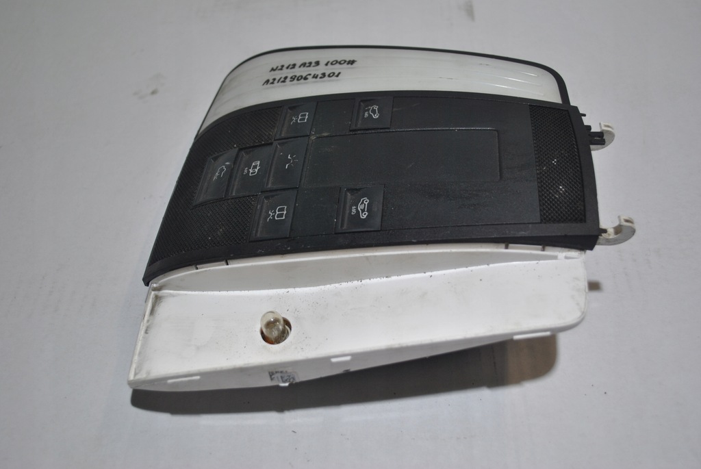 фото №8, Освещение кабины mercedes w212 a2129064301