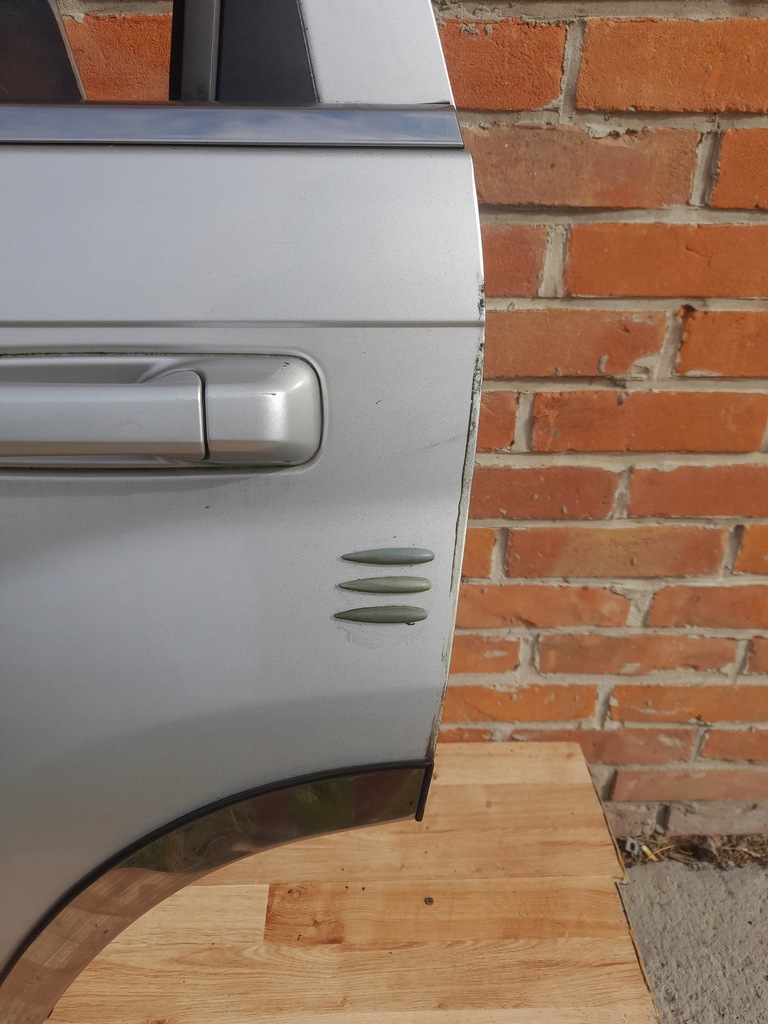 фото №13, Jeep grand cherokee wk 5-10 дверь левый задняя