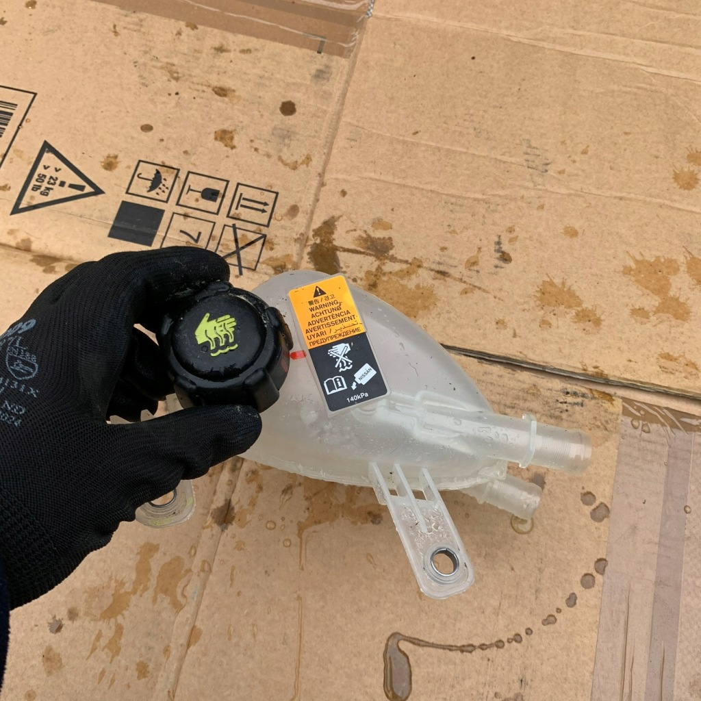 фото №1, Бак расширительный renault austral rafale espace vi 1.2 e-tech гибрид