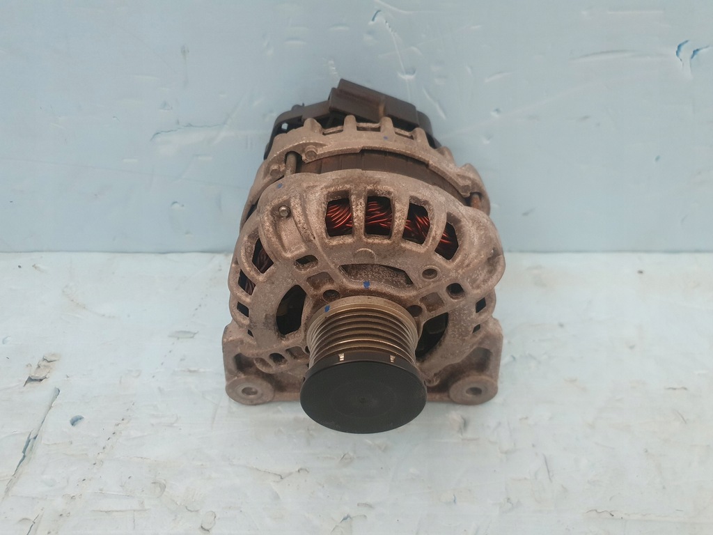 фото №1, Генератор renault captur clio 4 iv 0,9 tce