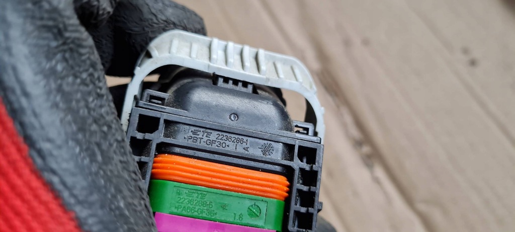 фото №10, S4 b9 8w a4 штекер колодка соединитель двигателя 4.0 tfsi 4m0973056e a5 8w s5