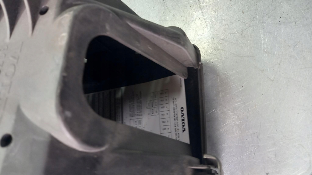 фото №5, Корпус фильтра воздуха volvo s60 i 30797010