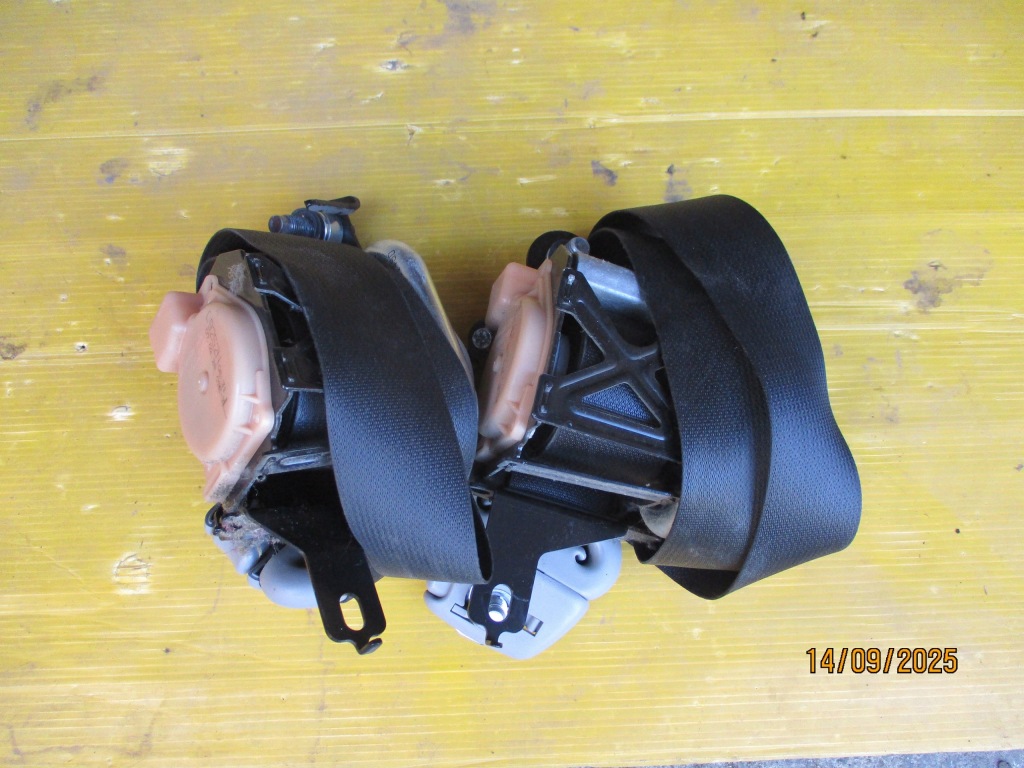фото №1, Subaru impreza 01-07 комплект ремни безопасности