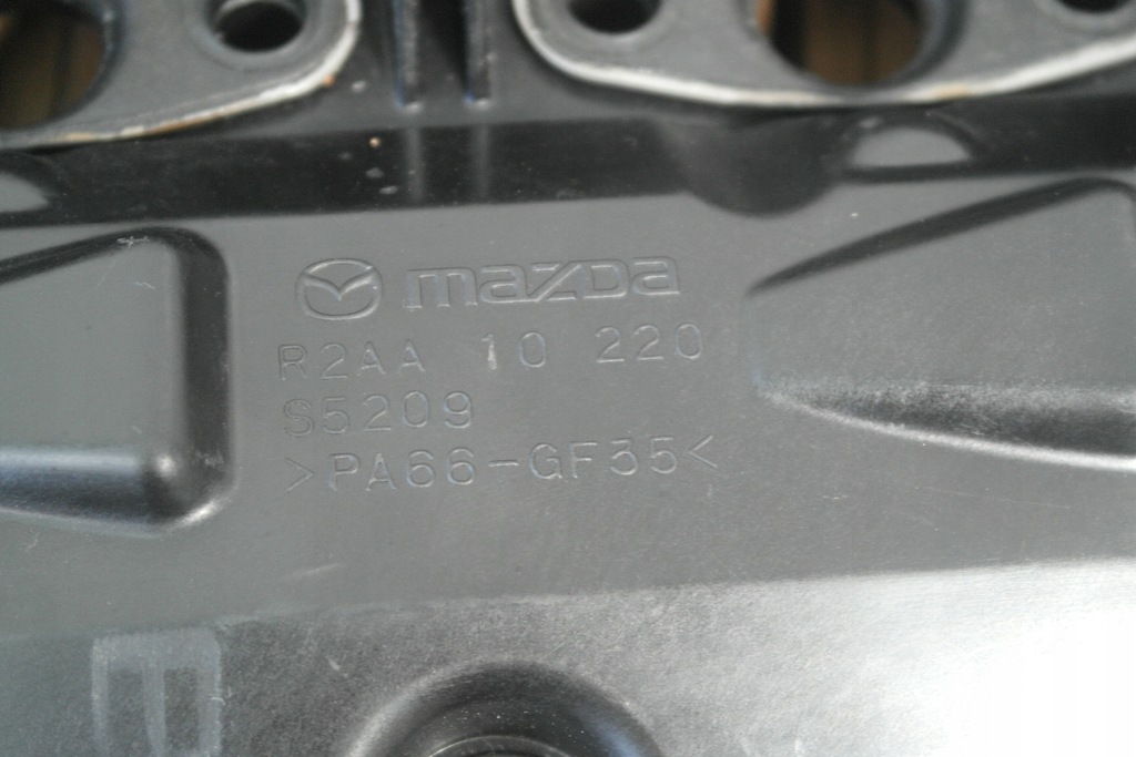 фото №5, Mazda 3 bl 6 gh 08-13 2.2 mzr-cd r2aa кришка клапанів r2aa10220 оригінальний номер