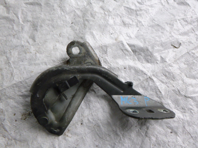 фото №1, Петля капот ford focus mk3 правий bm51-a16800-ad