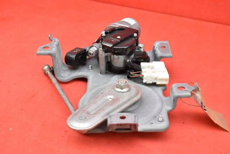 фото №5, Механизм крышки багажника l35-69410-c honda accord 8 viii kombi 07-11