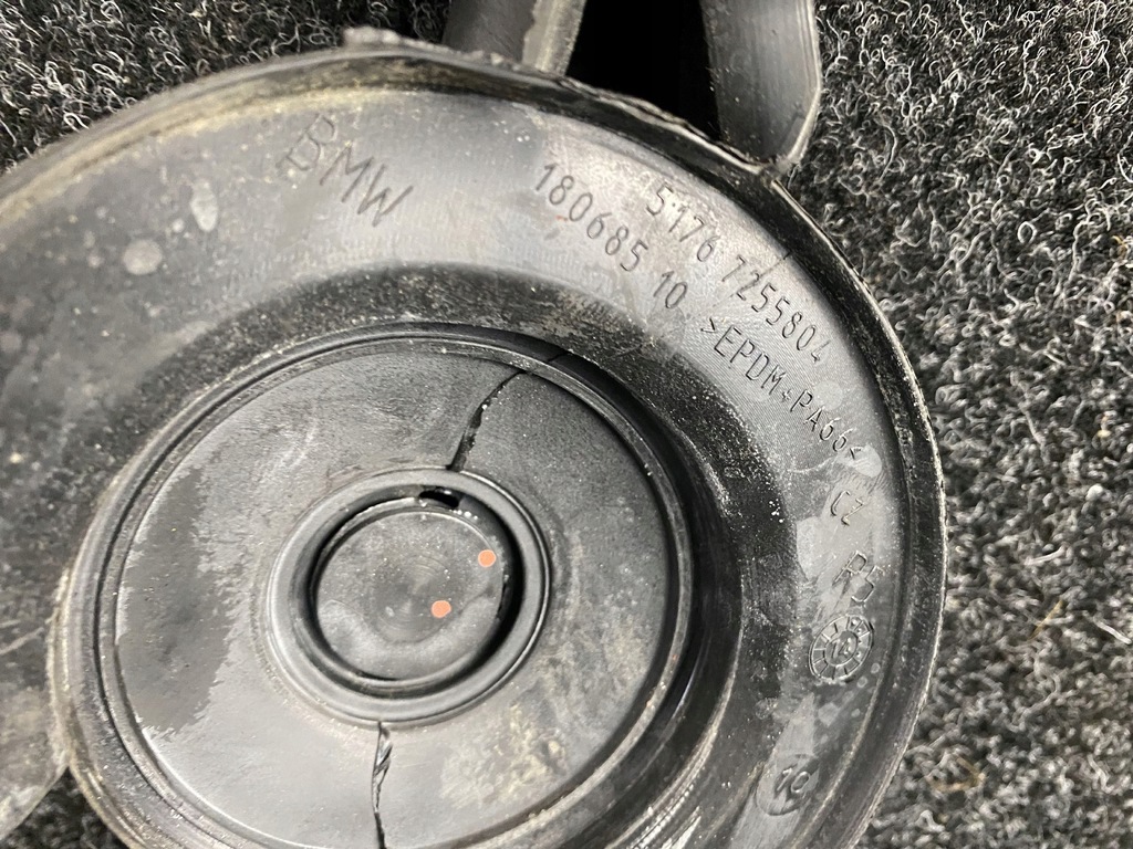 фото №5, Bmw seria 4 f32 прокладка капот кришки двигуна права ліва