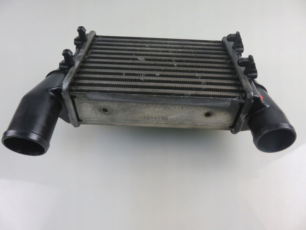 Интеркулер audi a4 8d5, b5 1.9 tdi - ajm 058145805c с Разборки