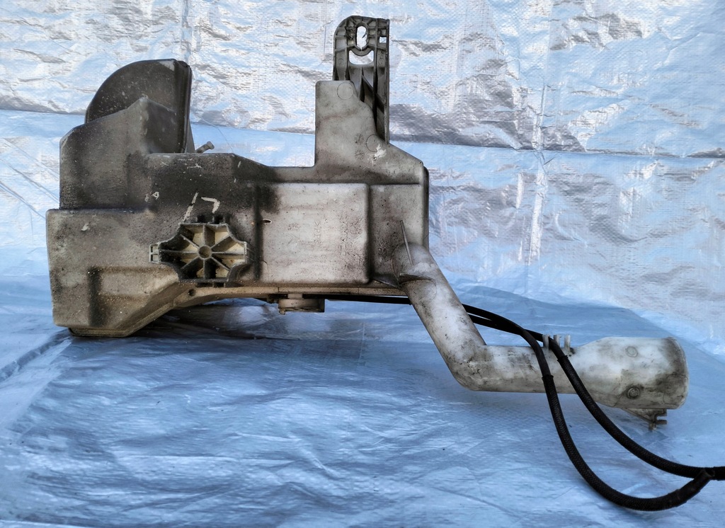 фото №10, Бачок омывателя ксенон помпа citroen c5 iii x7 9683486880