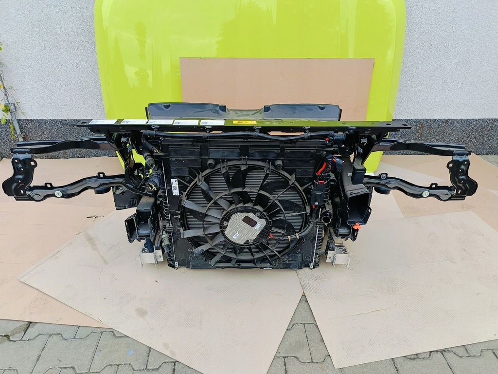 фото №9, Kpl. перед bmw xm g09 бампер капот лампи радіатор ideał!!!!!