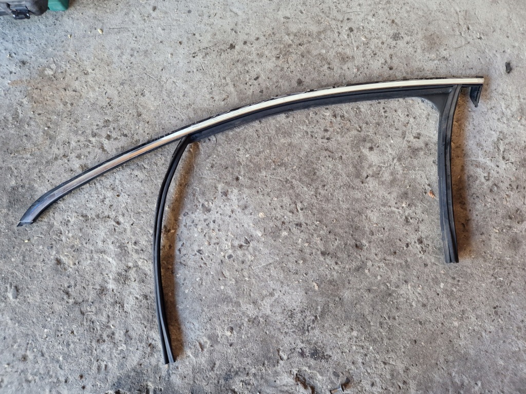 фото №1, Прокладка дверь левый перед peugeot 508 i