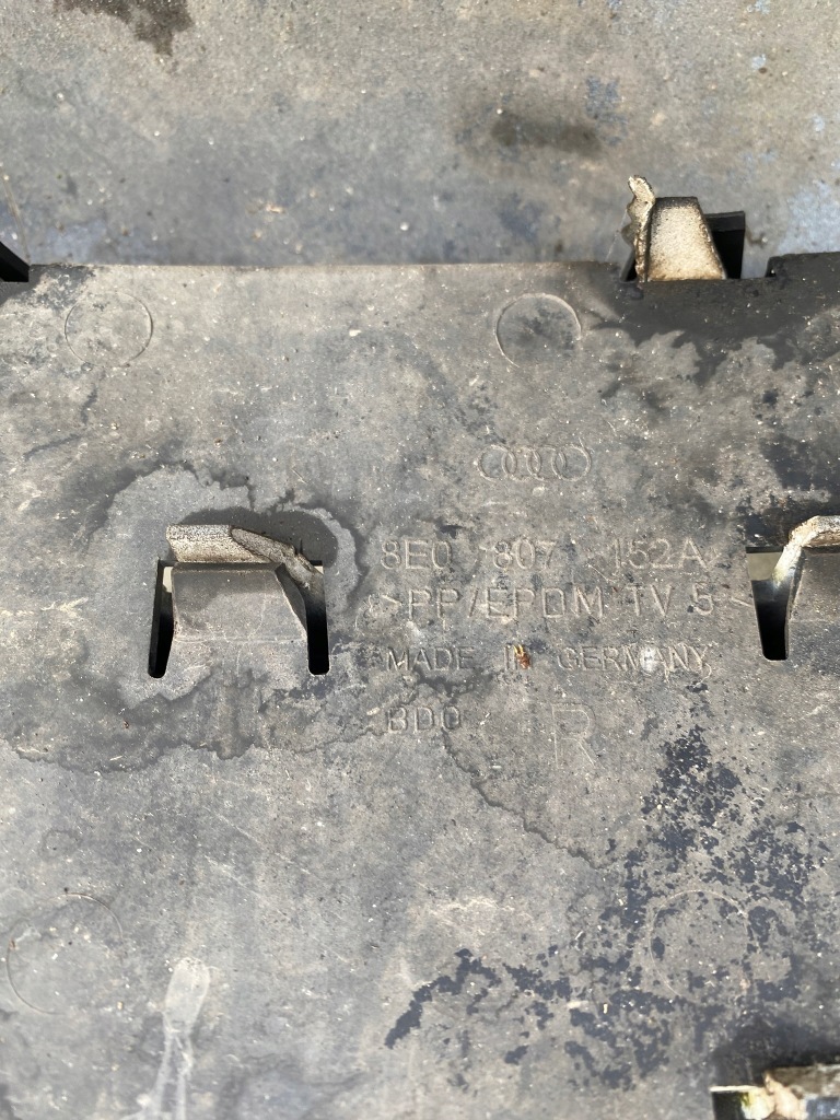 Бампер перед передний audi a4 b7 eu Цена