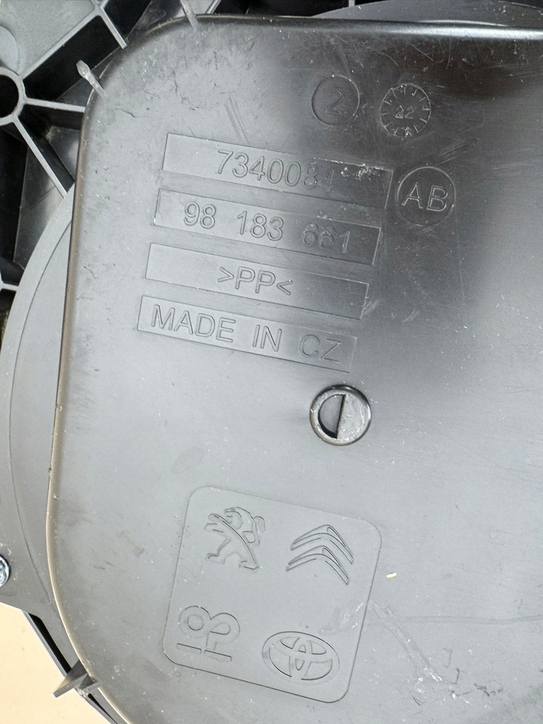 фото №14, Citroen jumpy proace expert 16r- насос бак adblue 98183661