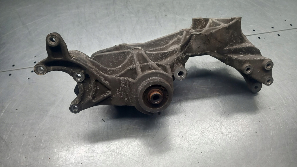 Кронштейн двигуна audi a4 b5 1.8t 99r 058145523d в Україні