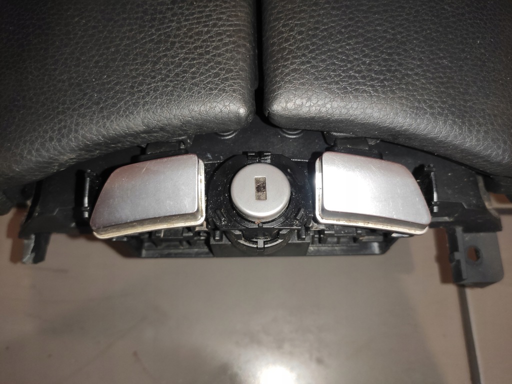 фото №8, Bmw 7 f01 f02 підлокітник бардачок телефон чорний шкіра стан bdb