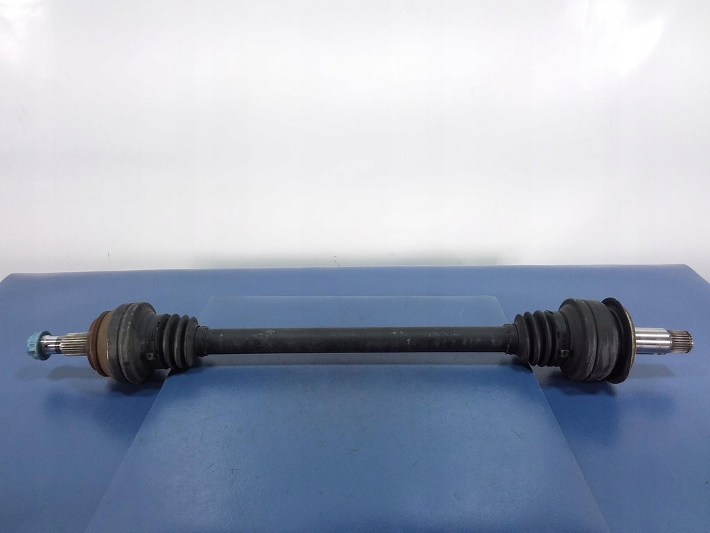 фото №1, Mercedes s w222 3.0 cdi приводной вал правая задняя