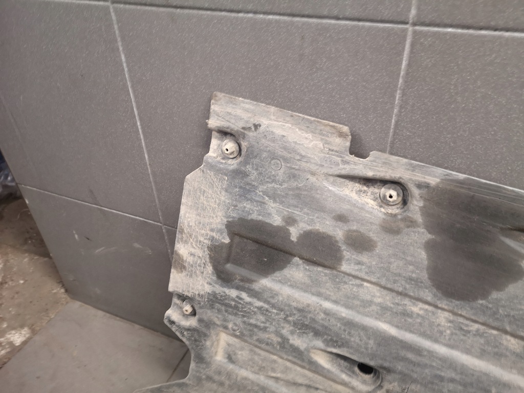 фото №10, Защита подвеска правая audi a8 d3 4e0825206d