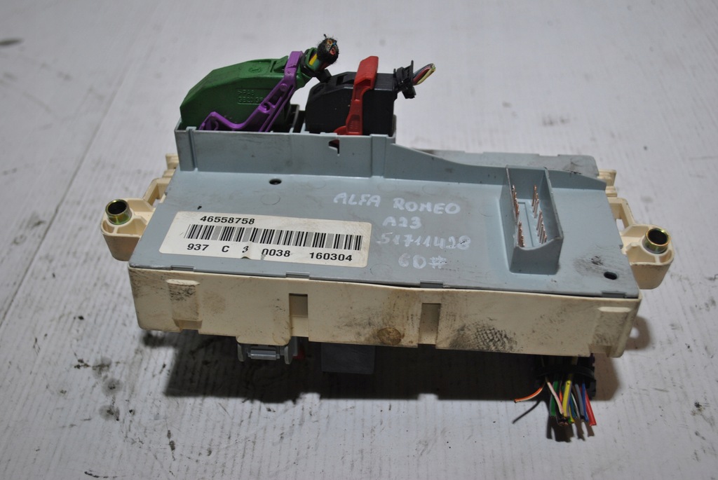 фото №9, Коробка запобіжників alfa romeo 147 46558758