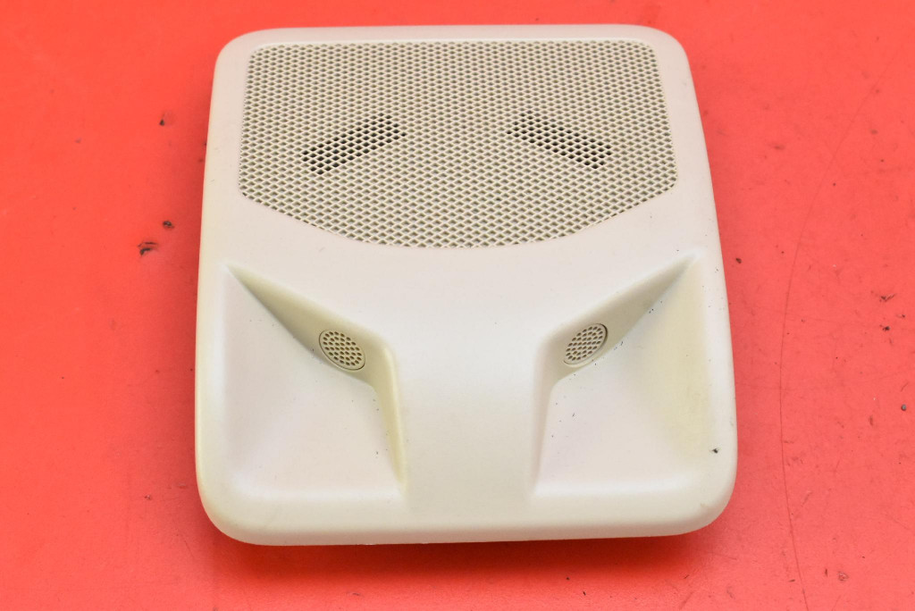 Купити Лампа освітлення салону 1013786-00-a tesla model s 12-20