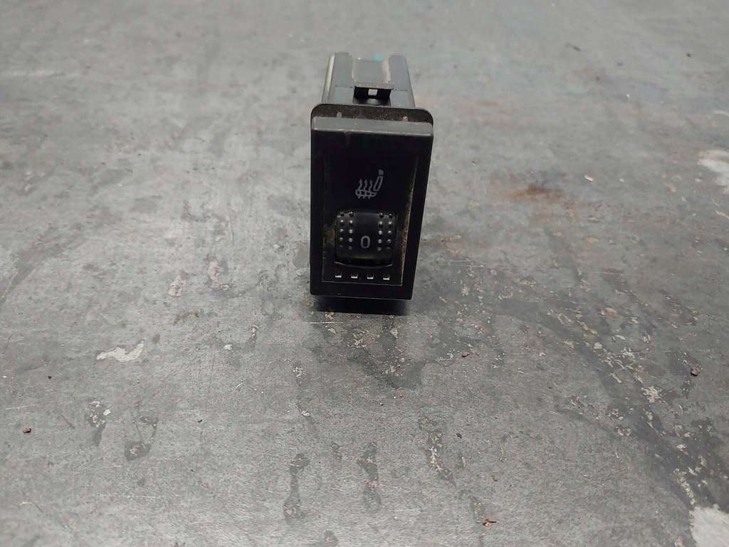 фото №7, Переключатель подогрев сиденье volkswagen transporter t4 7d0963563