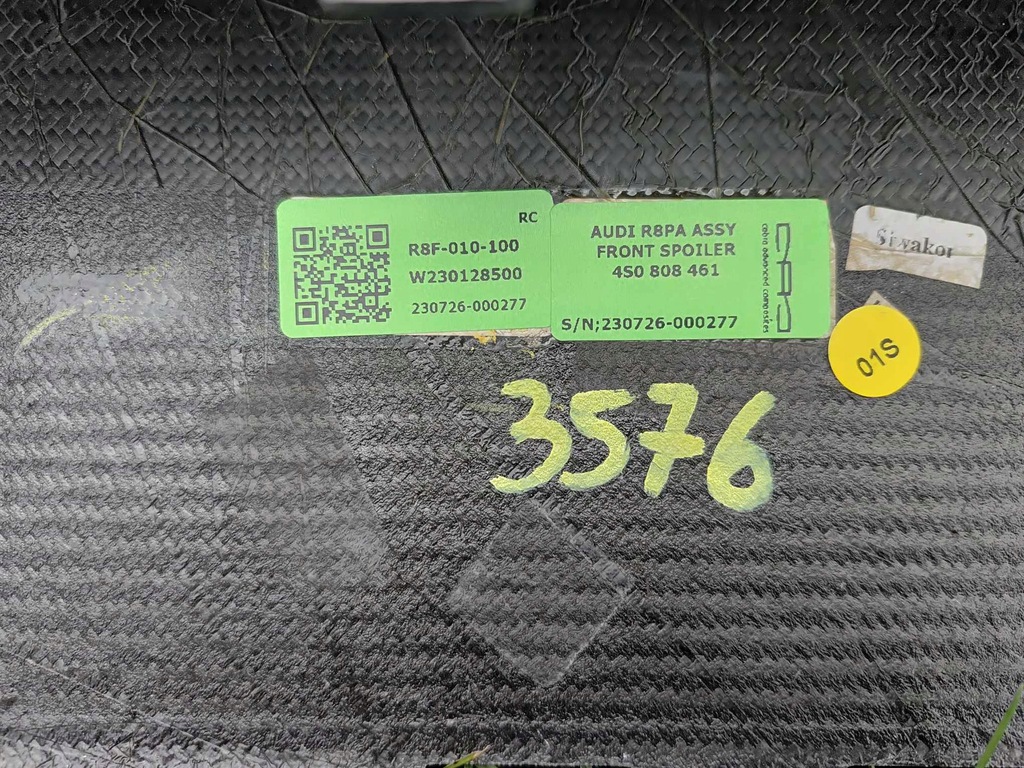 фото №16, Audi r8 4s lift накладка бампера перед nowa оригінал карбон 3576