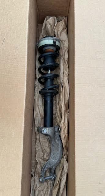 фото №1, Амортизатор audi a6 a7 c8 4k0413029g