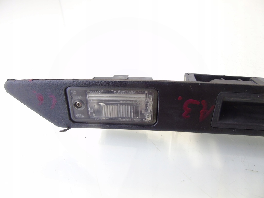 фото №5, Подсветка микровыключатель крышки audi a3 8p 8p0827574