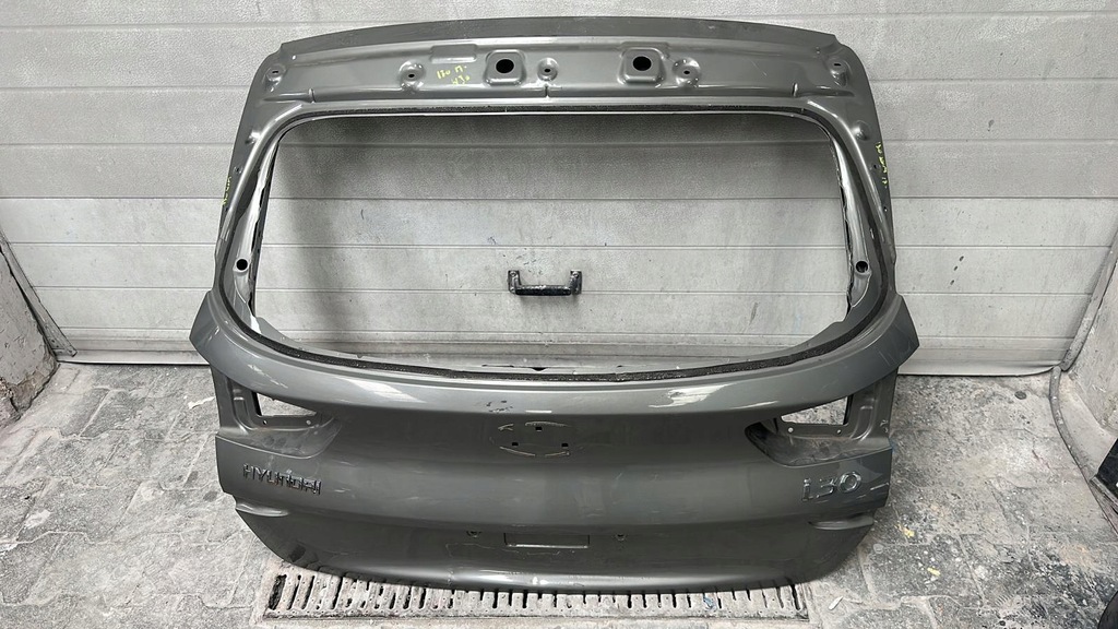 фото №1, Hyundai i30 2017- крышка багажника задняя задняя kombi