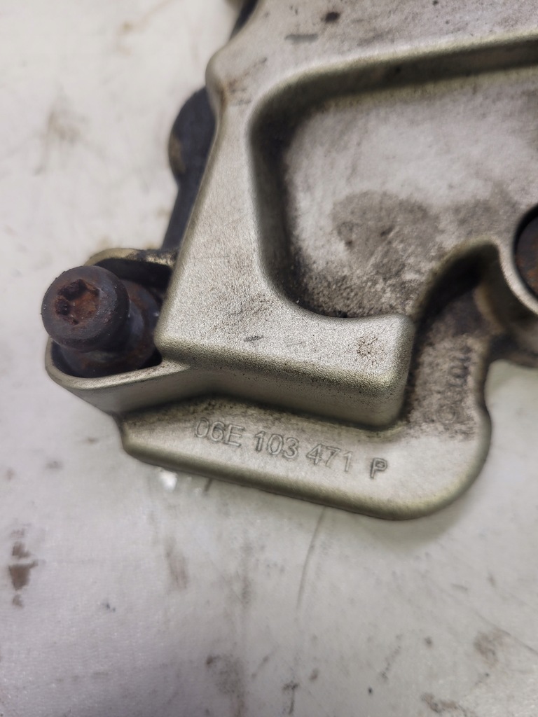 фото №5, Крышка клапанов левая audi s4 s5 a6 3.0 06e103471p