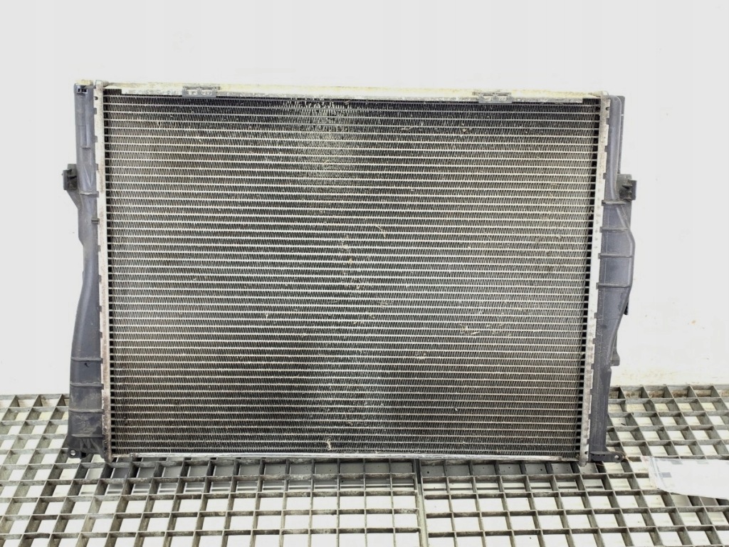 фото №1, Радіатор води bmw e91 2.0 143km 04-12 радіатор