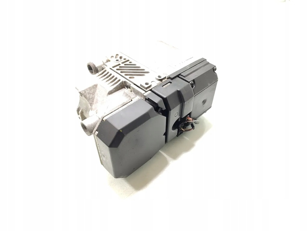 фото №12, Land rover range rover насос циркуляционная webasto 3.6 d 4x4 дизель 2009 suv