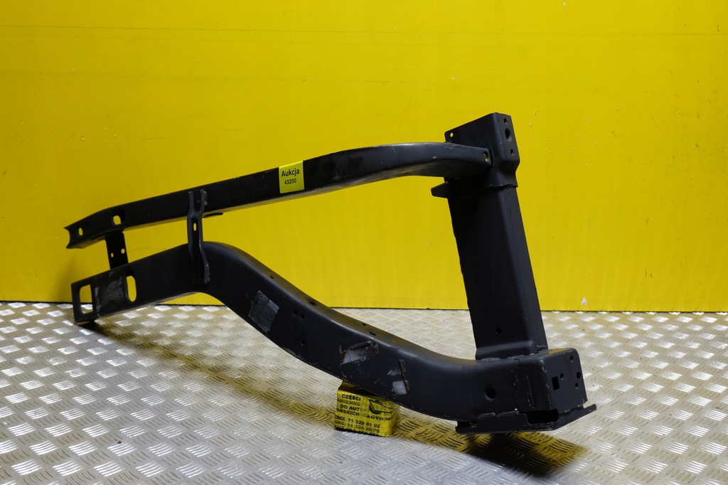 фото №1, Dodge ram 1500 13- крыло подкрылок кронштейн r usa