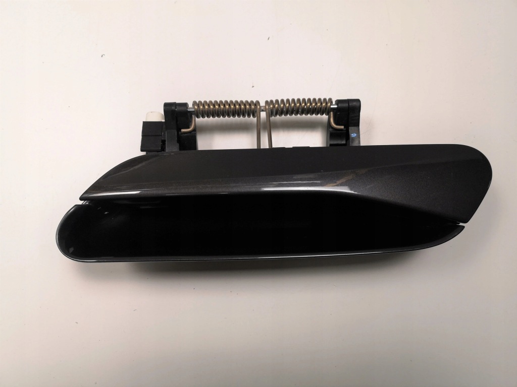 фото №1, Vw id.4 ручка левая задняя 11a837205n