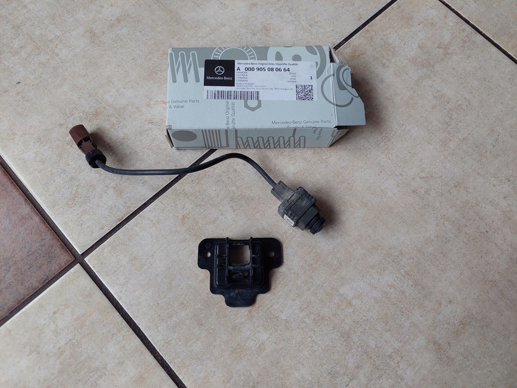 фото №1, Камера перед - кронштейн - mercedes glc w253