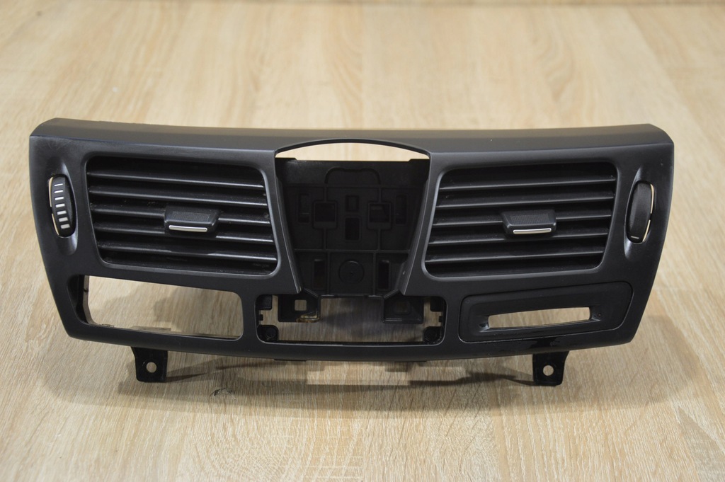 фото №1, Решётка обдув средняя renault laguna iii