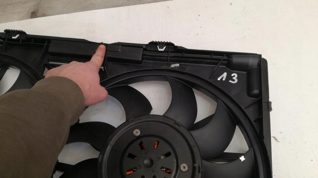 фото №9, Audi a8 4h корпус вентилятор 4h0121003n