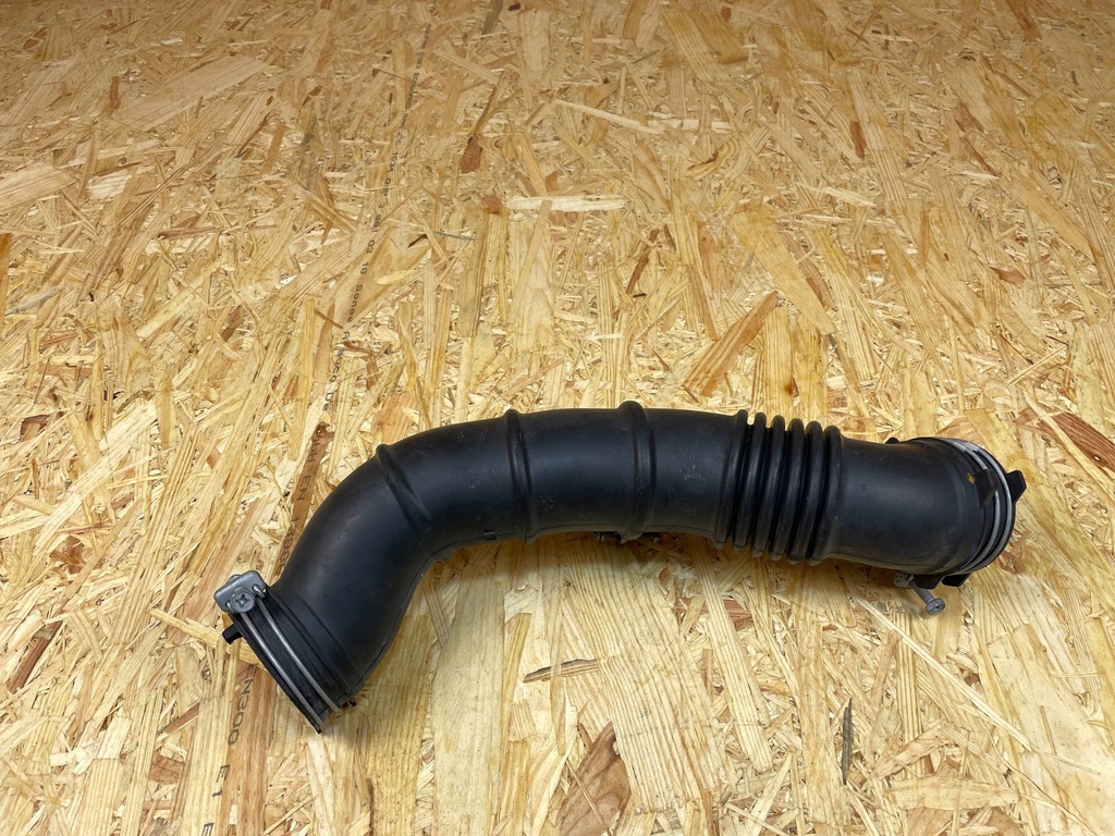 фото №7, Впуск повітрозабірник шланг труба повітря toyota yaris iv cross 17880-f3040 2020-