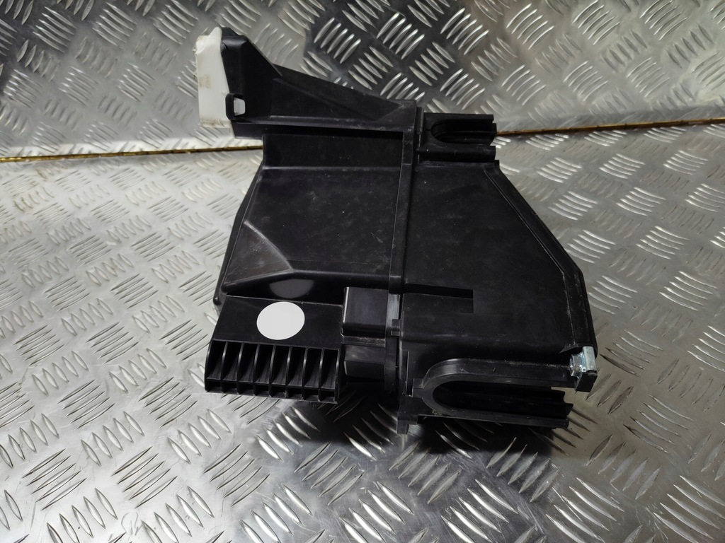 фото №1, Lexus rc350 корпус компьютер предохранителей