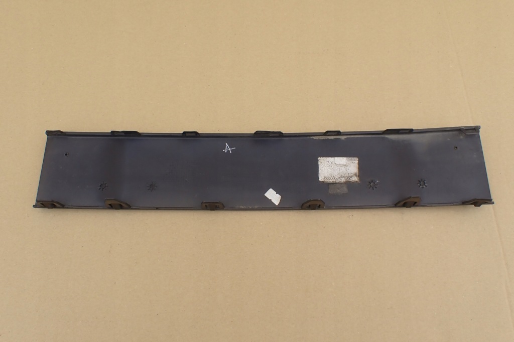 фото №5, Молдинг средняя бампера renault clio iii lift 620703021r