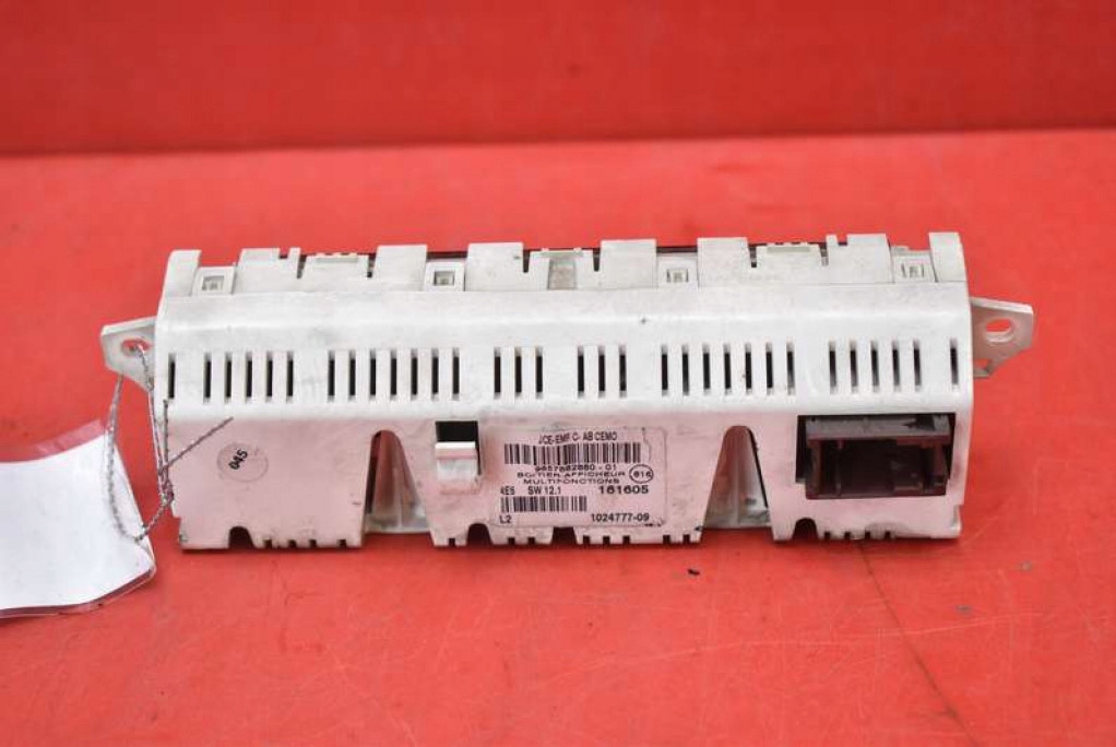 фото №3, Дисплей радио 9657882880 citroen c4 1 i 04-08