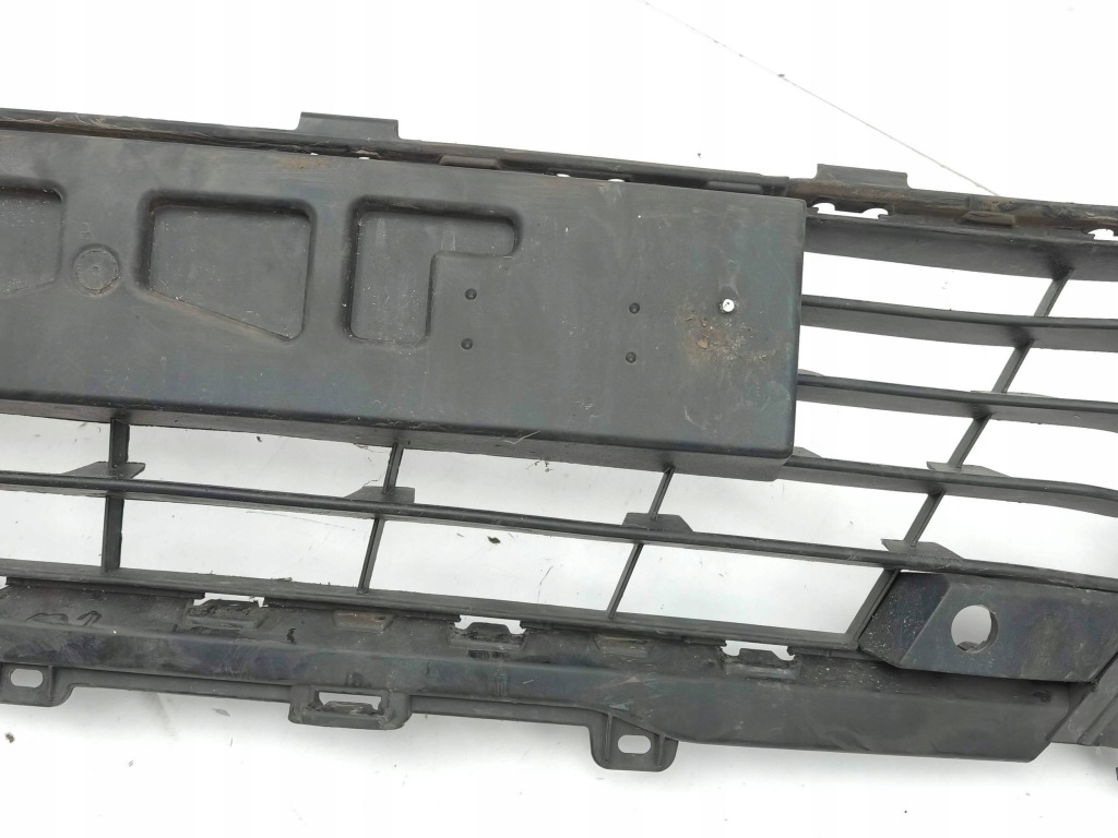 Купить Renault megane iv 2018 решётка нижняя бампера передний