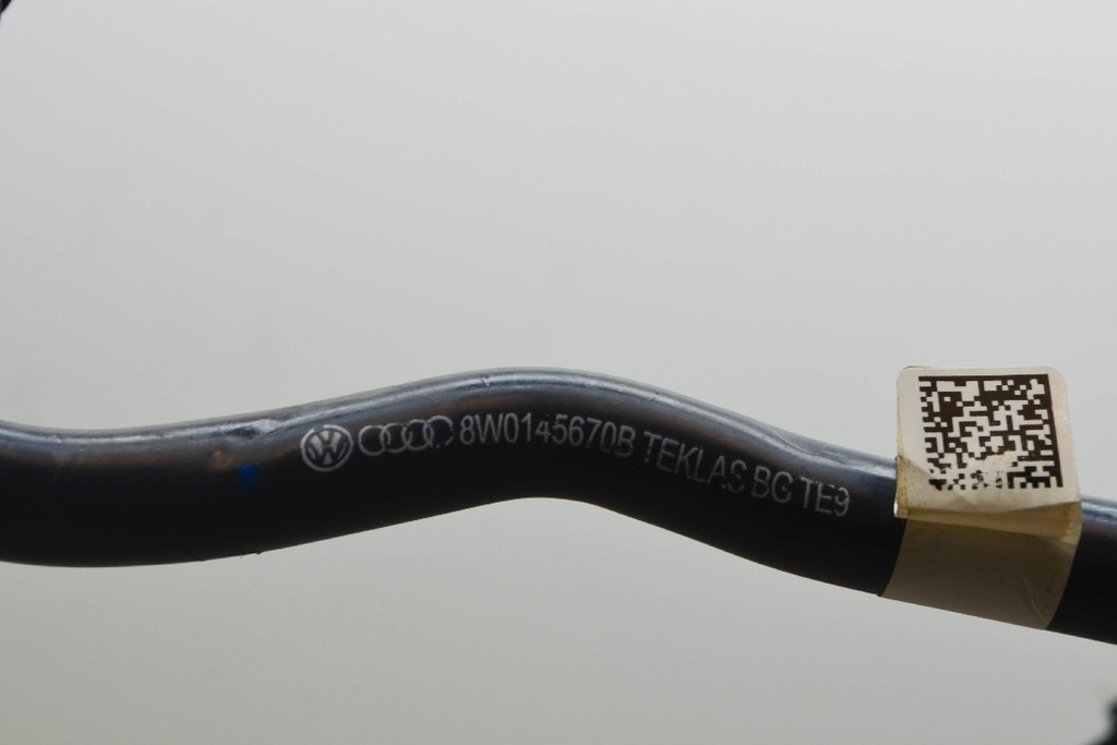 фото №7, Труба охлаждение audi a4 avant 8w5, b9 8w0145670b 2.0l дизель 110kw 2016